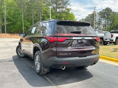 Used 2023 Chevrolet Traverse LT AWD/4WD image 6