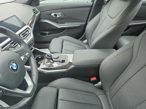 Used 2021 BMW 330i w/ Convenience Package image 9