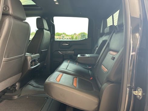 Used 2021 GMC Sierra 1500 AT4 w/ AT4 Premium Package AWD/4WD image 9
