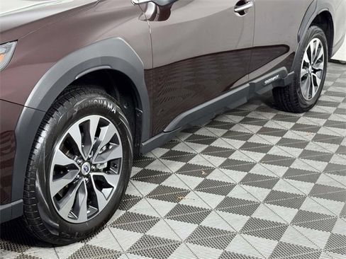Used 2025 Subaru Outback Touring XT image 13