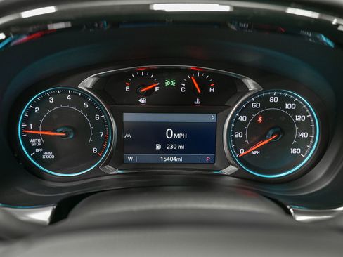 Used 2023 Chevrolet Traverse LT w/ LPO, Floor Liner Package image 21