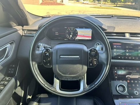 Used 2018 Land Rover Range Rover Velar R-Dynamic SE AWD/4WD image 28