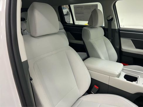 New 2026 Hyundai Santa Fe SE AWD/4WD image 13