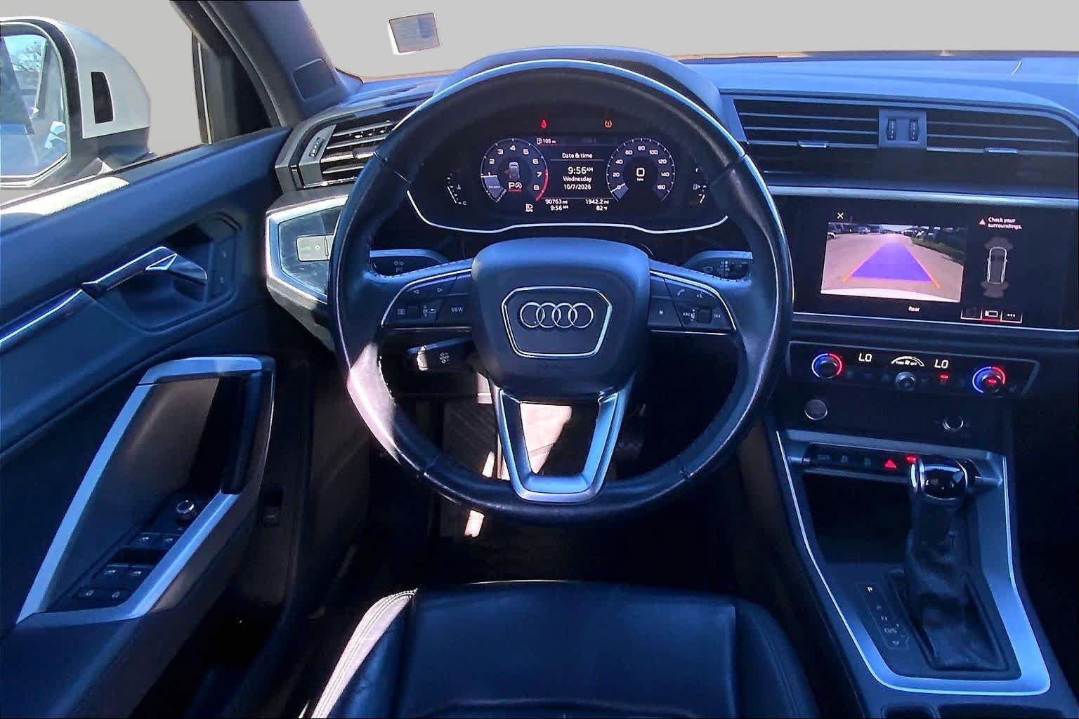 Used 2019 Audi Q3 2.0T Premium w/ Convenience Package AWD/4WD image 6