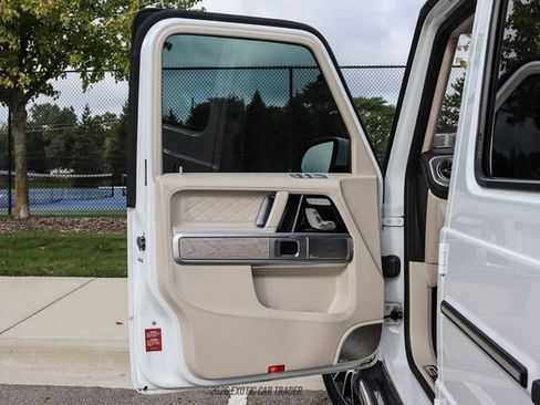 Used 2023 Mercedes-Benz G 550 image 27