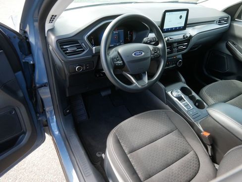 Used 2025 Ford Escape Active FWD image 10