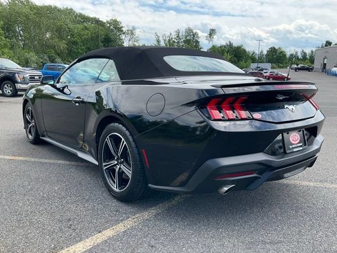 Used 2025 Ford Mustang Premium RWD image 24