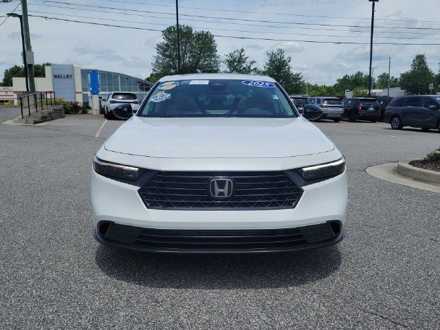 Certified 2025 Honda Accord SE image 2
