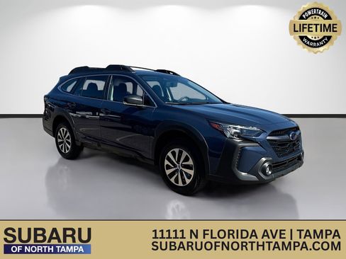 Certified 2025 Subaru Outback image 1