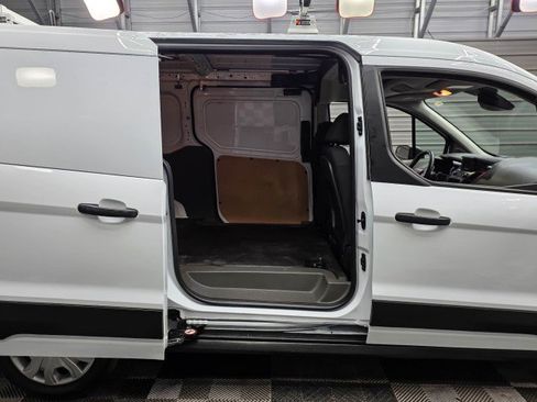 Used 2021 Ford Transit Connect XL FWD image 11