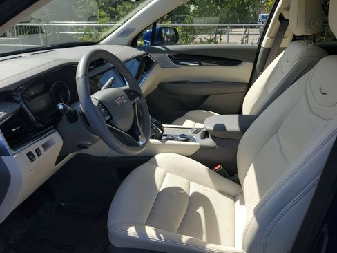 Certified 2024 Cadillac XT6 Premium Luxury AWD/4WD image 22
