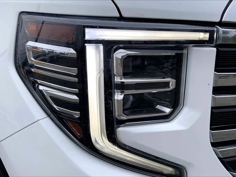 Used 2023 GMC Sierra 1500 SLT image 52