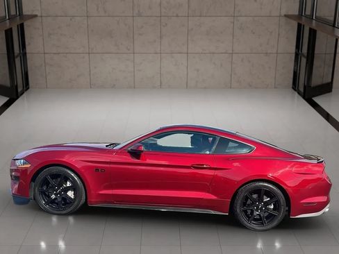 Used 2018 Ford Mustang GT Premium w/ Equipment Group 401A RWD image 4