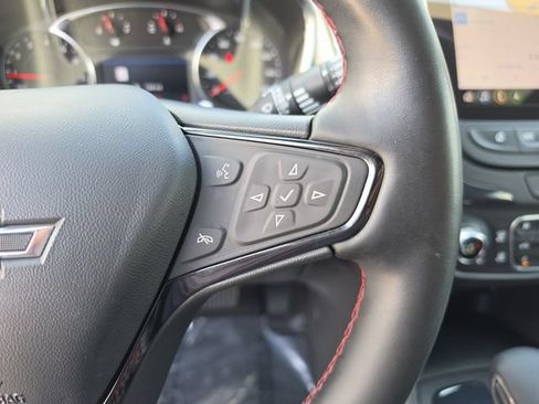 Used 2023 Chevrolet Equinox RS w/ RS Leather Package FWD image 32