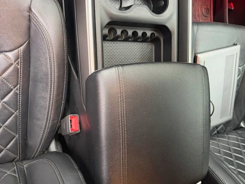 Used 2020 RAM 1500 Big Horn AWD/4WD image 34