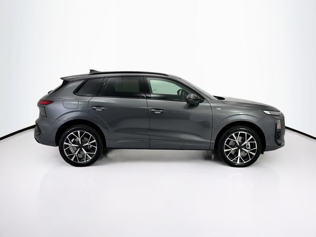 Used 2026 Audi Q3 quattro 2.0T AWD/4WD image 4