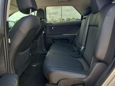 Used 2025 Hyundai Ioniq 5 SEL image 12