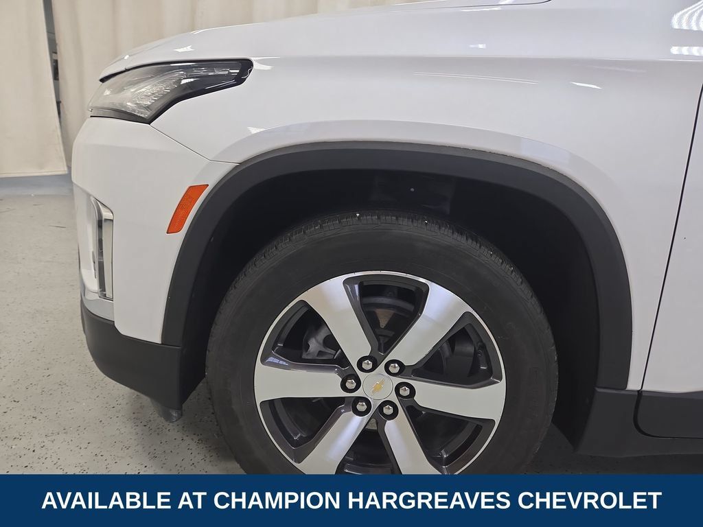 Certified 2023 Chevrolet Traverse LT w/ LT Premium Package AWD/4WD image 41