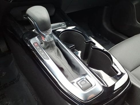 Used 2025 Chevrolet Trax ACTIV w/ Sunroof Package image 20