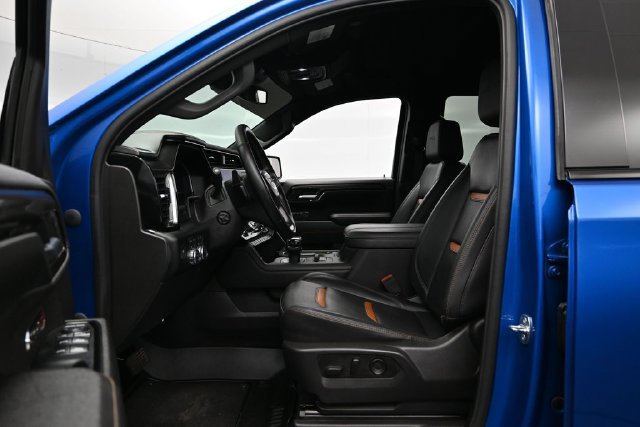 Used 2023 GMC Sierra 1500 AT4 w/ AT4 Premium Package AWD/4WD image 24
