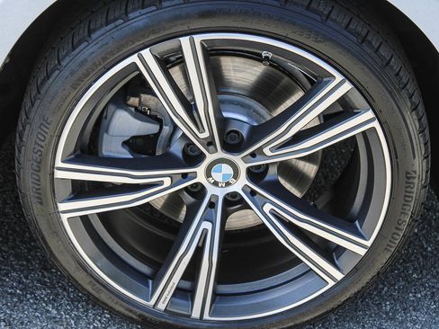 Certified 2024 BMW 330i Sedan w/ Convenience Package RWD image 10