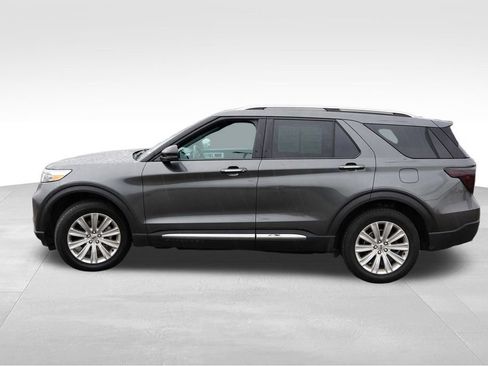 Certified 2020 Ford Explorer Limited AWD/4WD image 9