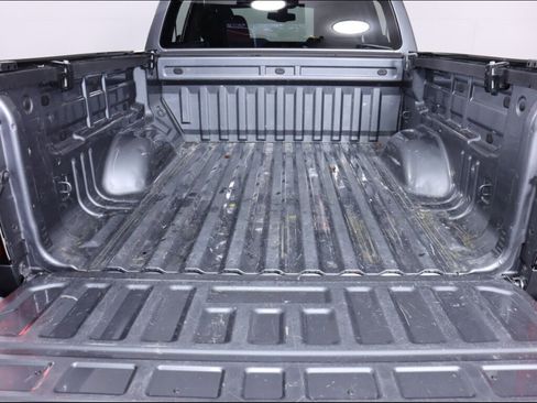 Used 2022 Chevrolet Colorado LT image 31