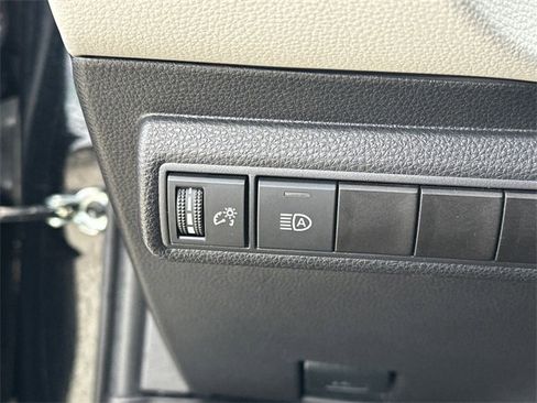 Certified 2025 Toyota Corolla LE image 16