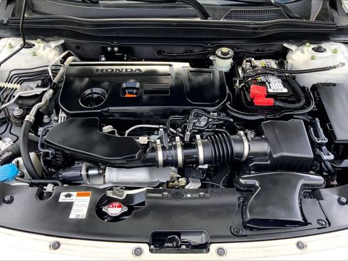 Used 2021 Honda Accord Touring image 31