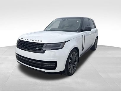 Used 2025 Land Rover Range Rover SE