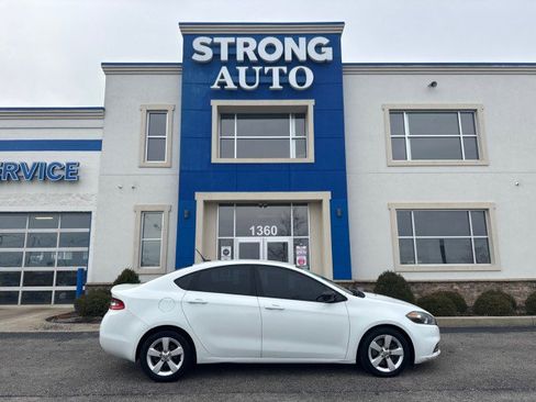 Used 2015 Dodge Dart SXT image 18