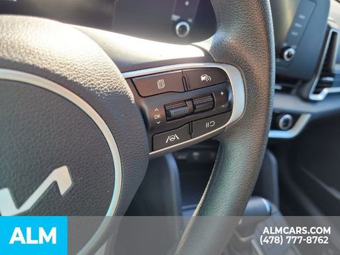 Used 2024 Kia Sportage LX image 12