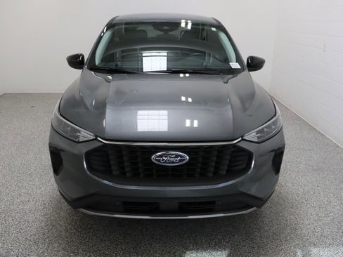 Used 2025 Ford Escape Active AWD/4WD image 3