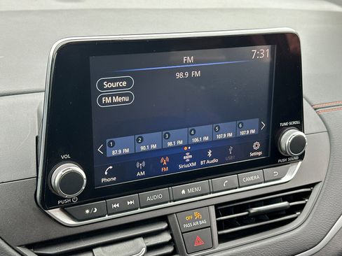 Used 2022 Nissan Altima 2.5 SR image 16