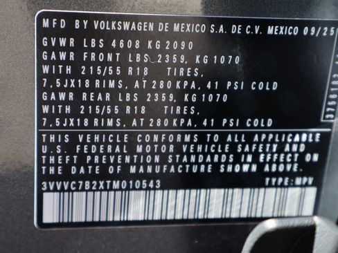 New 2026 Volkswagen Taos SE image 23