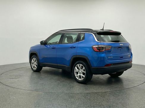 Used 2025 Jeep Compass Limited image 6