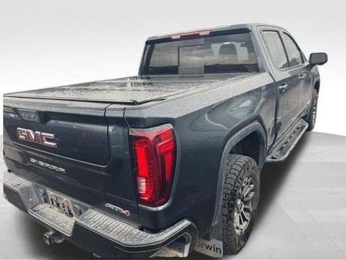 Used 2021 GMC Sierra 1500 AT4 w/ AT4 Preferred Package AWD/4WD image 8