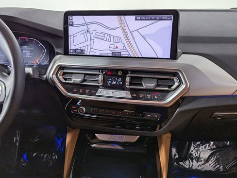 Used 2023 BMW X4 xDrive30i w/ Premium Package AWD/4WD image 38