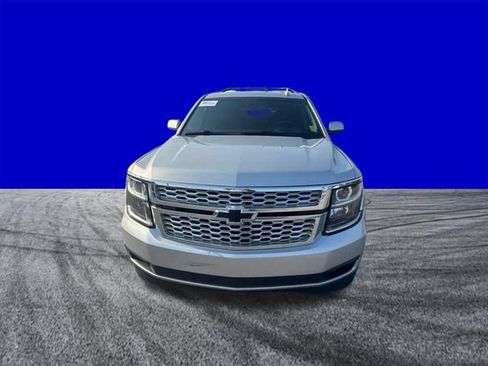 Used 2018 Chevrolet Tahoe LS w/ Enhanced Driver Alert Package RWD image 2