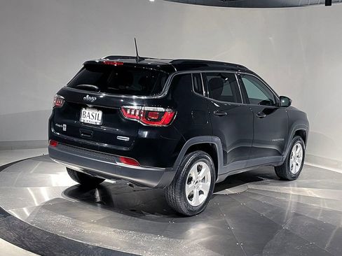 Used 2020 Jeep Compass Latitude w/ Cold Weather Group image 11