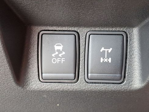 Used 2024 Nissan Frontier PRO-4X w/ Pro Convenience Package AWD/4WD image 24