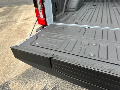 New 2026 Ford F250 Platinum image 55