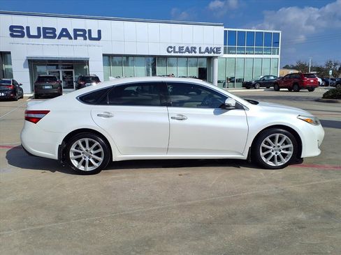 Used 2013 Toyota Avalon Limited image 7