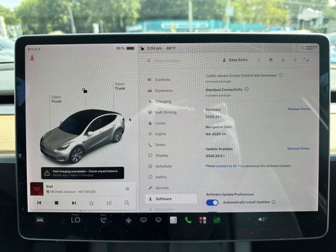 Used 2021 Tesla Model Y Long Range AWD/4WD image 27