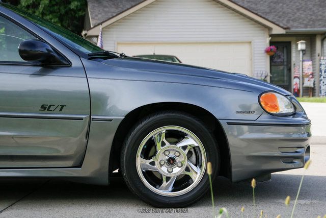 Used 2005 Pontiac Grand Am GT FWD image 11