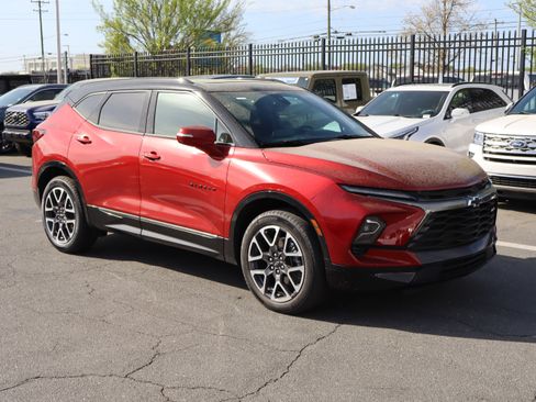 Used 2023 Chevrolet Blazer RS w/ Driver Confidence II Package image 2