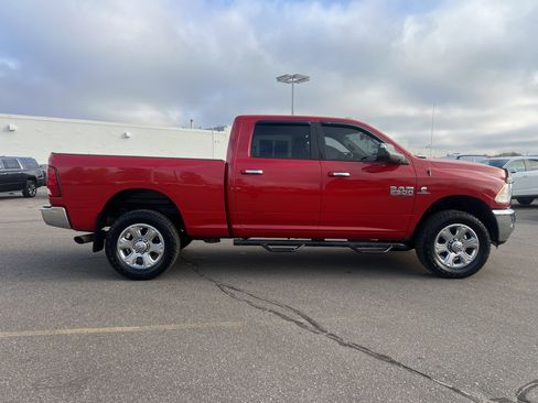 Used 2015 RAM 2500 SLT w/ Luxury Group image 8