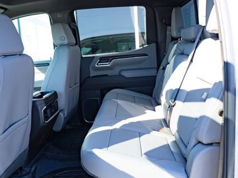 New 2026 GMC Sierra 1500 SLT w/ SLT Premium Package image 21