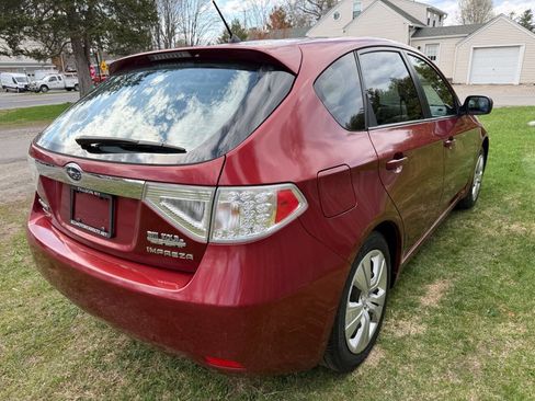 Used 2010 Subaru Impreza 2.5i image 5