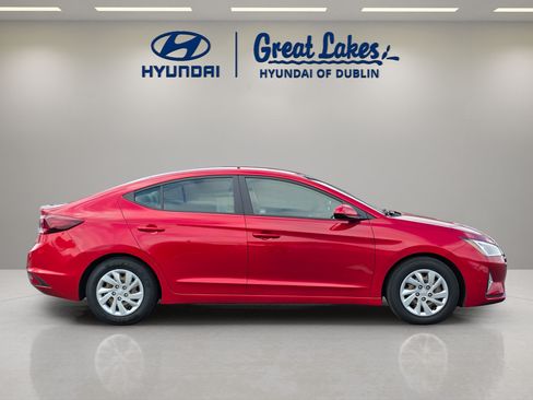 Used 2020 Hyundai Elantra SE FWD image 6
